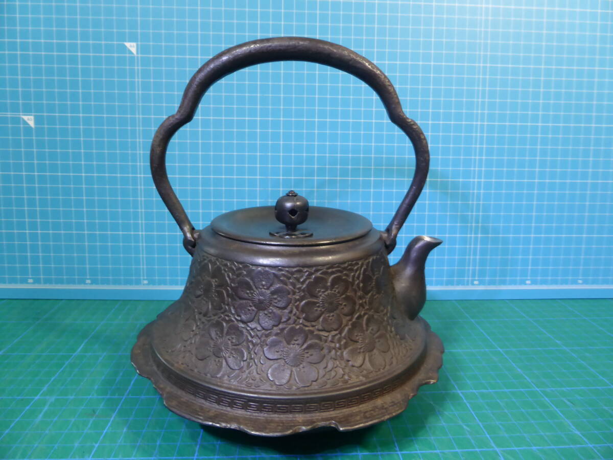 452「正寿堂 銅蓋」南部鉄瓶 満水1250mL 重さ1566g 水漏れ無し拍卖