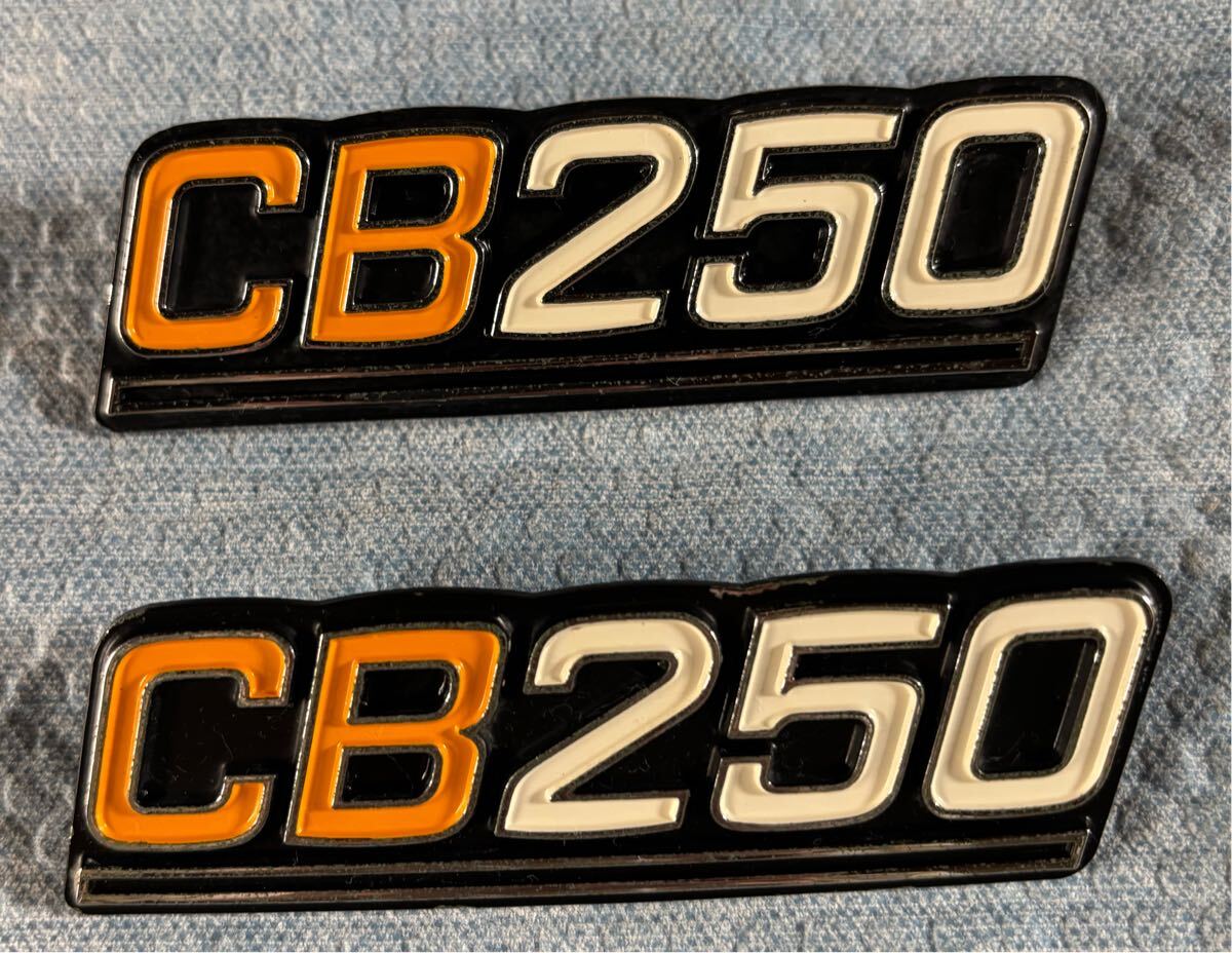 CB 250 サイドカバーエンブレム 2枚セット拍卖