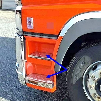 ●新品⇒三菱ふそう 17スーパーグレート用 フチ鏡面&アルミ縞板ステップ 2段目&3段目 左右セット ステンレス デコトラ:ST-4.5拍卖