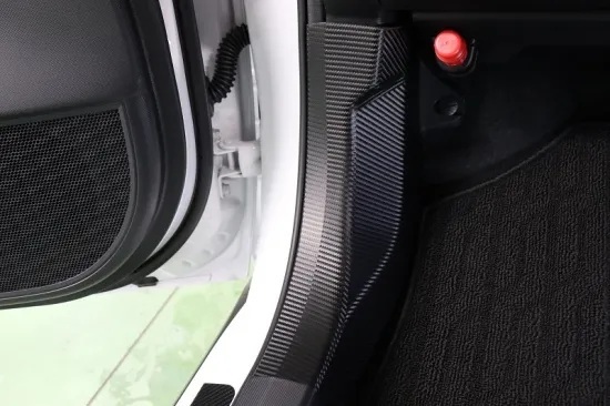 《ライズ》【30%OFF】ライズ キックパネル傷防止シート(ブラックカーボン)拍卖