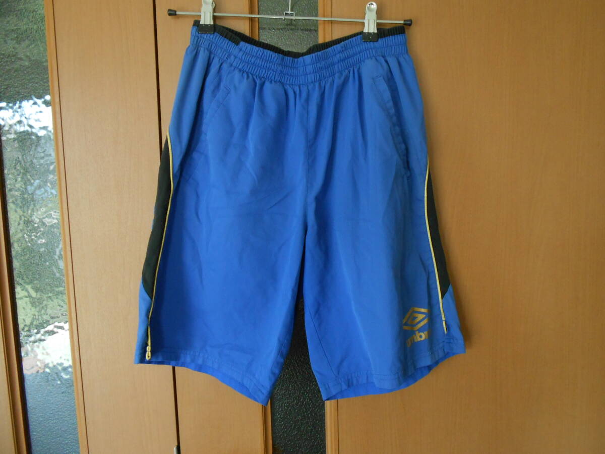 umbro アンブロ  サッカー パンツ Mサイズ拍卖