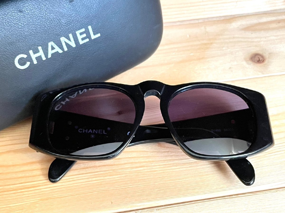 ■美品 CHANEL シャネル 01450 94305 サングラス マトラッセ ココマーク セルフフレーム ケース付き★拍卖