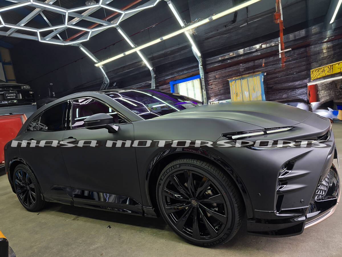 TOYOTA トヨタ クラウンスポーツ 30系 ドアピラーカスタムリアルカーボンシート 外装パーツ 腐食 傷防止 SUV phev ドレスアップフィルム拍卖