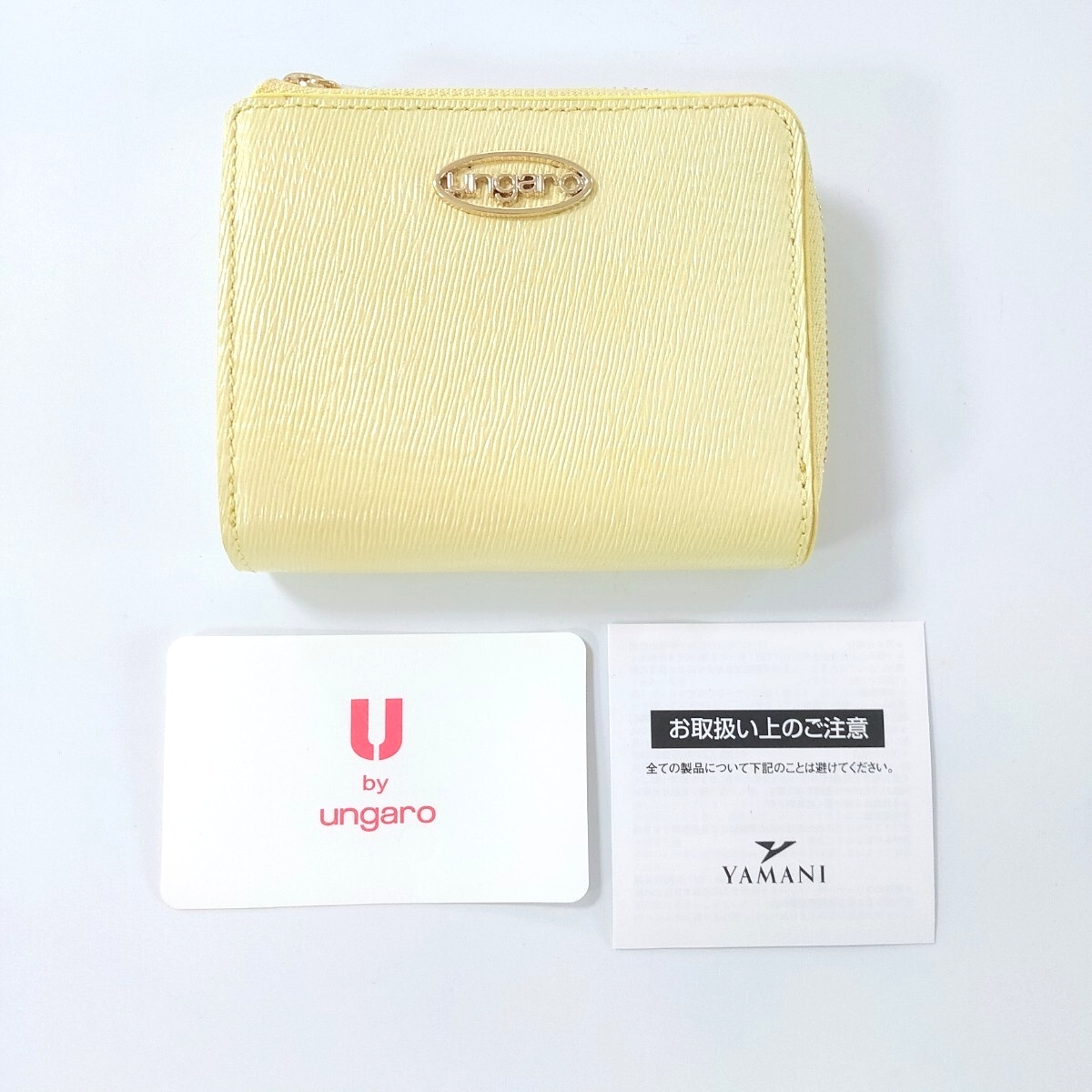 a 未使用品 ユーバイウンガロ 折り財布 イエロー レザーウォレット 牛革  二つ折り財布 ウォレット拍卖