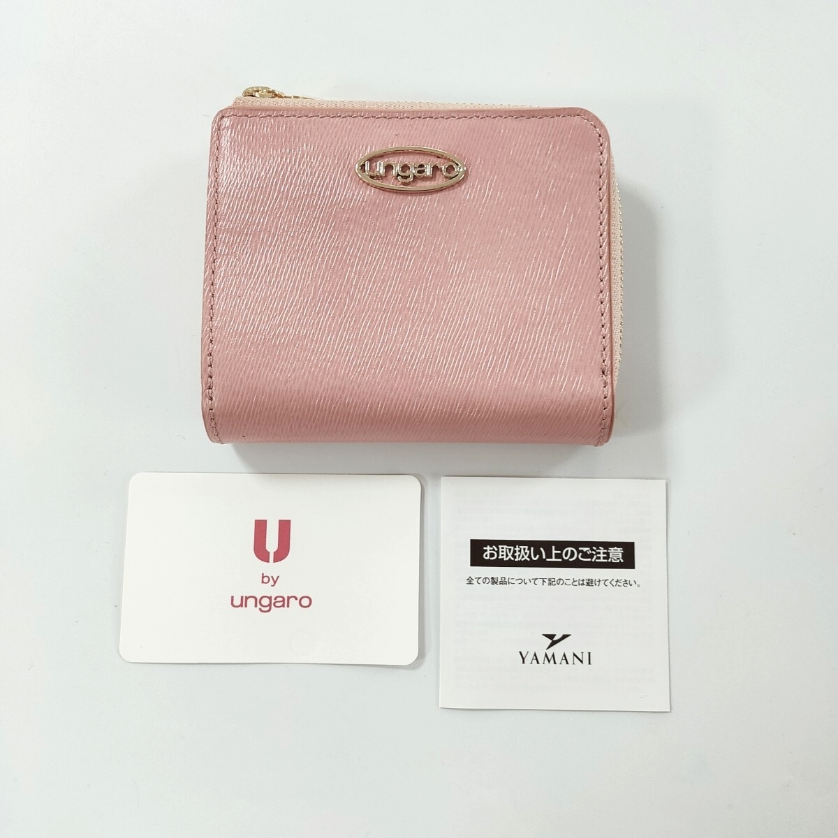 b 未使用品 ユーバイウンガロ 折り財布 ピンク レザーウォレット 牛革 二つ折り財布拍卖