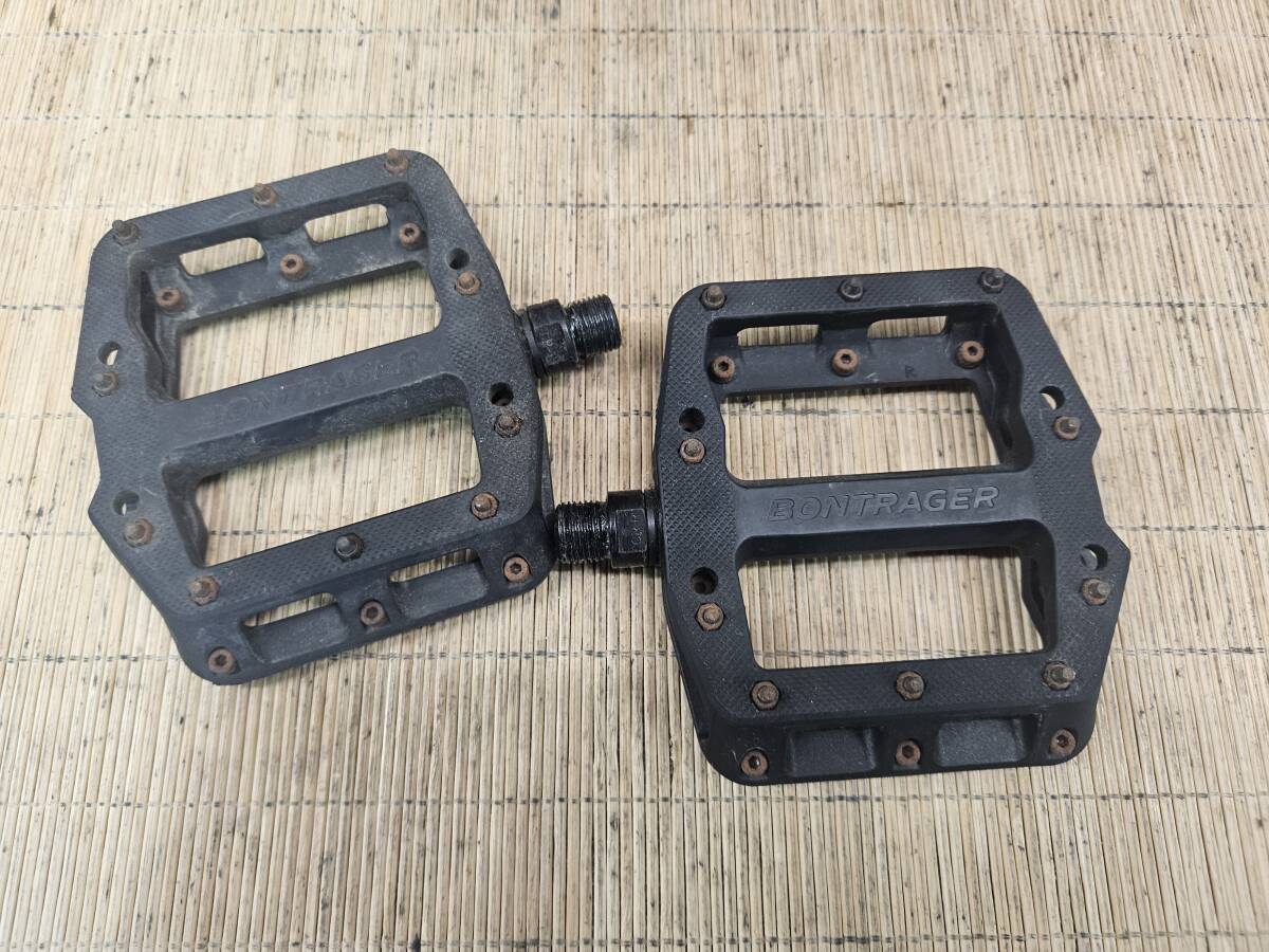 ■ 【 発送限定 】 500円スタート!! ■ BONTRAGER ボントレガー フラットペダル ロード クロス MTB 送料600円!! 同梱発送承中!!拍卖