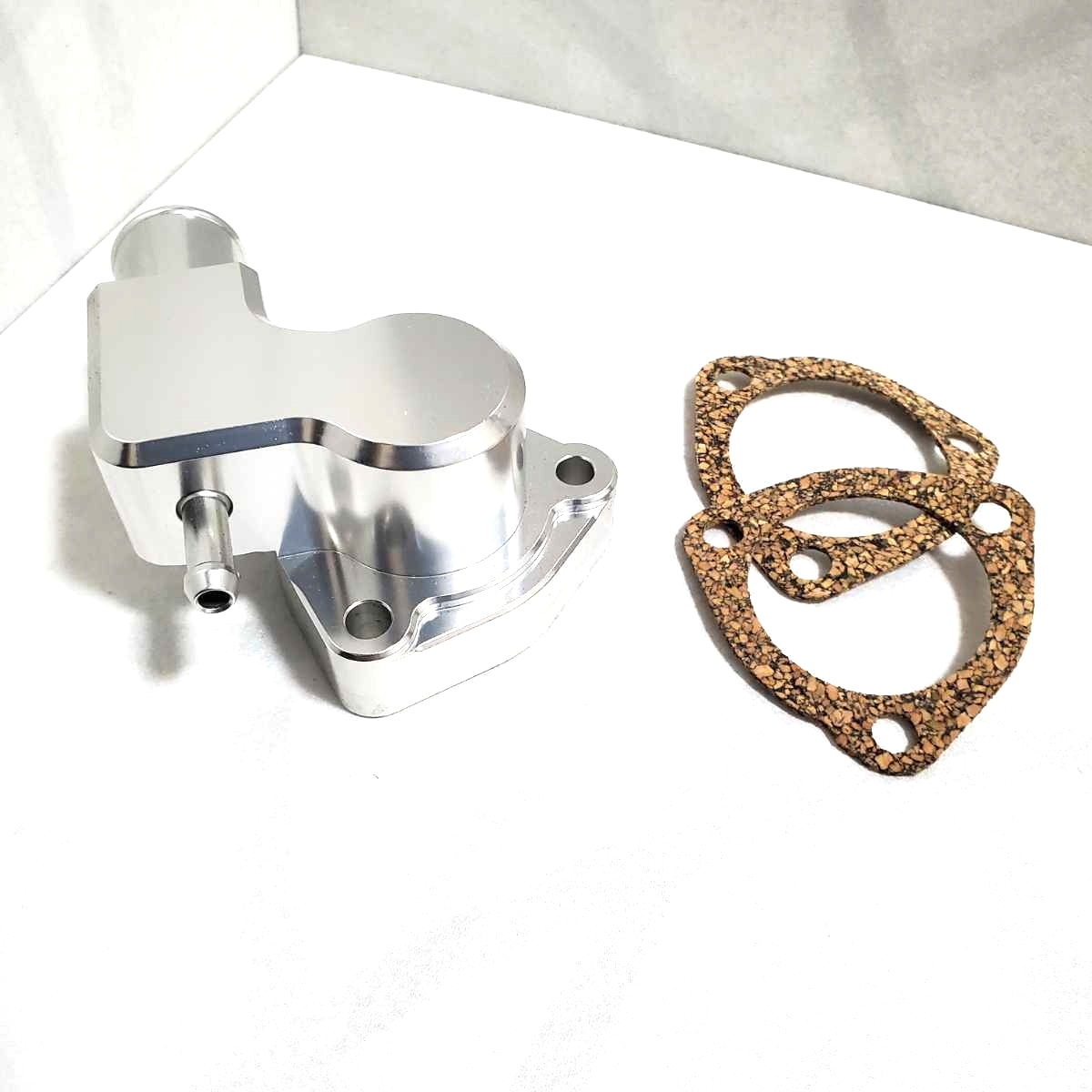 ローバーミニ クラシックミニ サーモスタット ハウジング アルミビレット インジェクション 1996年以降用 新品拍卖