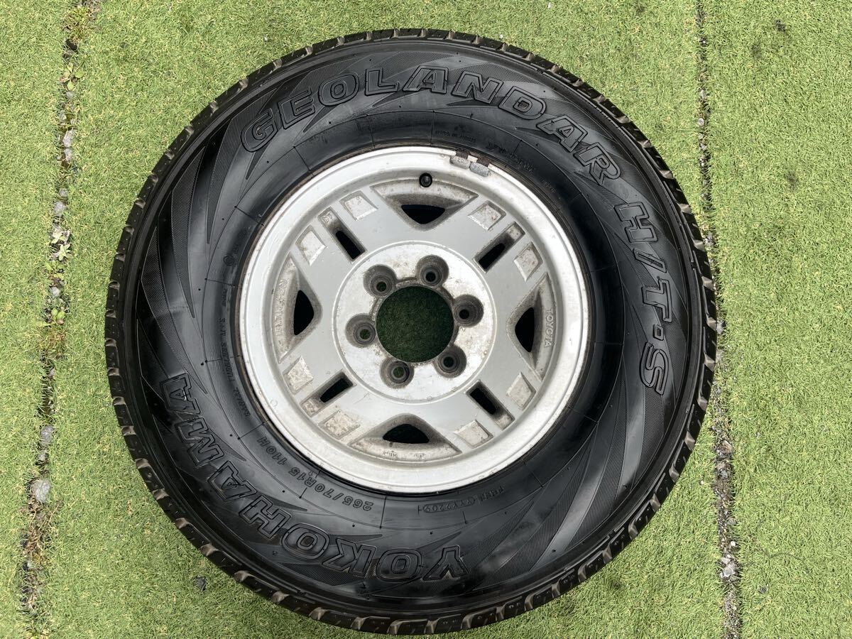 ランドクルーザー70 純正アルミホイール 15インチ×7J PCD139.7 6穴 ET-20/ヨコハマ 265/70R15 1本のみ 背面タイヤ スペア用に!拍卖