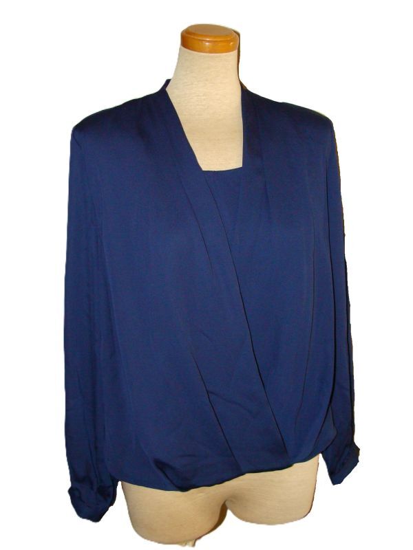 【未使用】アウトレット品 ★ INGNI/イング★ヘムタックカシュクールブラウス M ネイビー R8拍卖