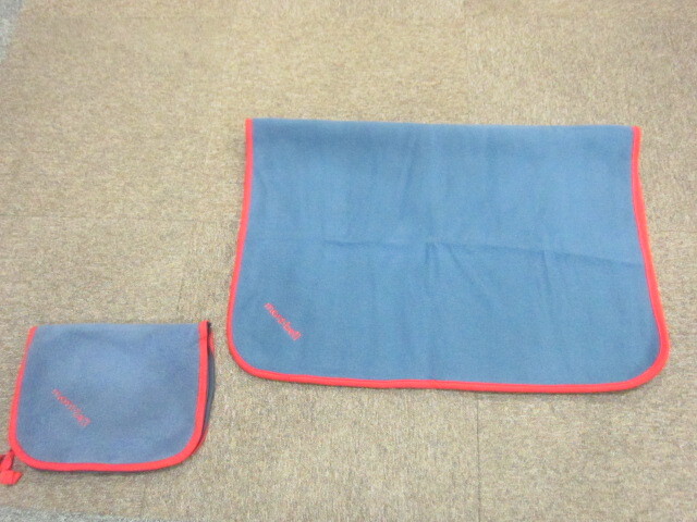 モンベル フリース地ブランケット 毛布 収納服付き 防寒保温 寒さ対策 アウトドア フリースブランケット 日本製 09279拍卖