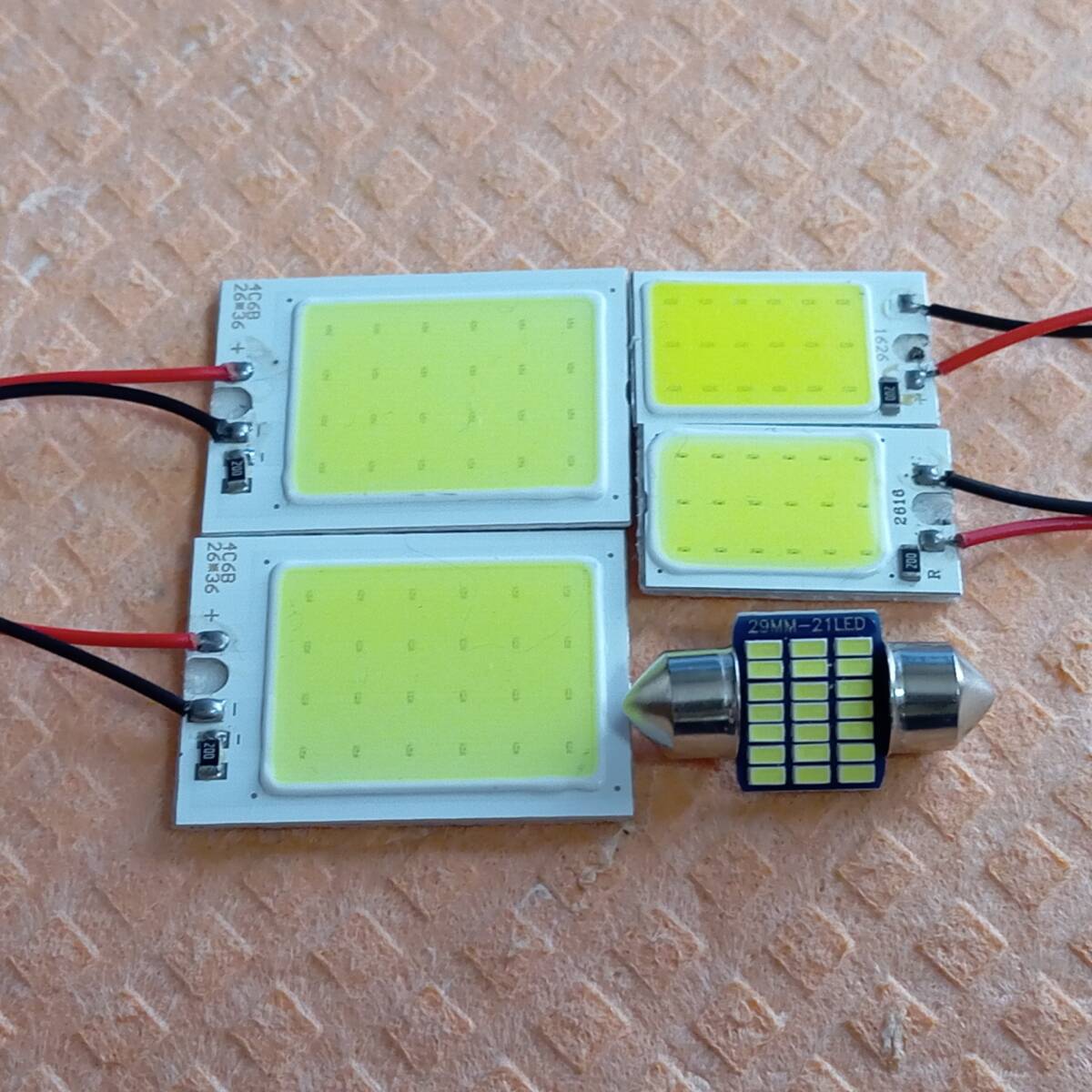 ZRR70系 ヴォクシー 超爆光 T10 LED ルームランプ COB全面発光 5点セット ホワイト トヨタ /c24/c18/t28拍卖