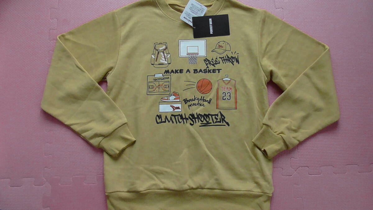 新品 150 長袖トレーナー バスケットボール柄 バスケットシューズ ゼッケン 手書き文字風プリント 裏毛 小学生 男の子 秋物 140〜 送料無料拍卖