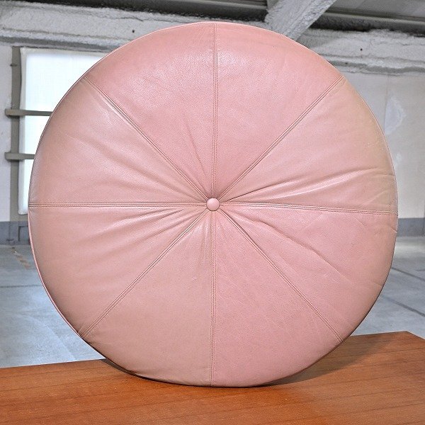 フロアクッション B 本革 ラウンド 円 丸 座布団 背当て リビング ダイニング インテリア小物 枕 ピロー 寝室 ホテルライク拍卖