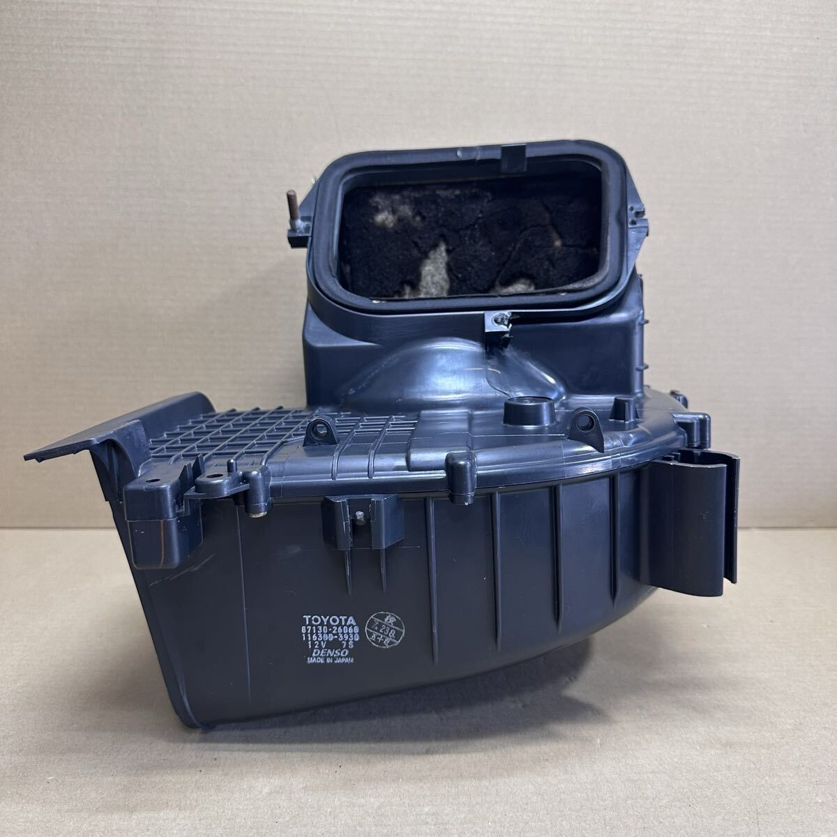 【作動確認済み】 ブロアモーターケース ブロアモーター ハイエース 100系 ワゴン スーパーカスタムG KZH106W 拍卖