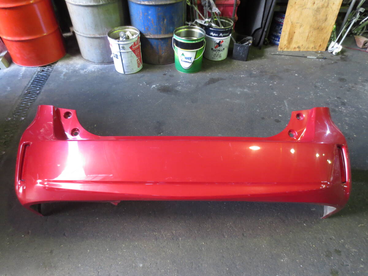 ZVW41 プリウスα リアバンパー H25年式 3R3 ②拍卖