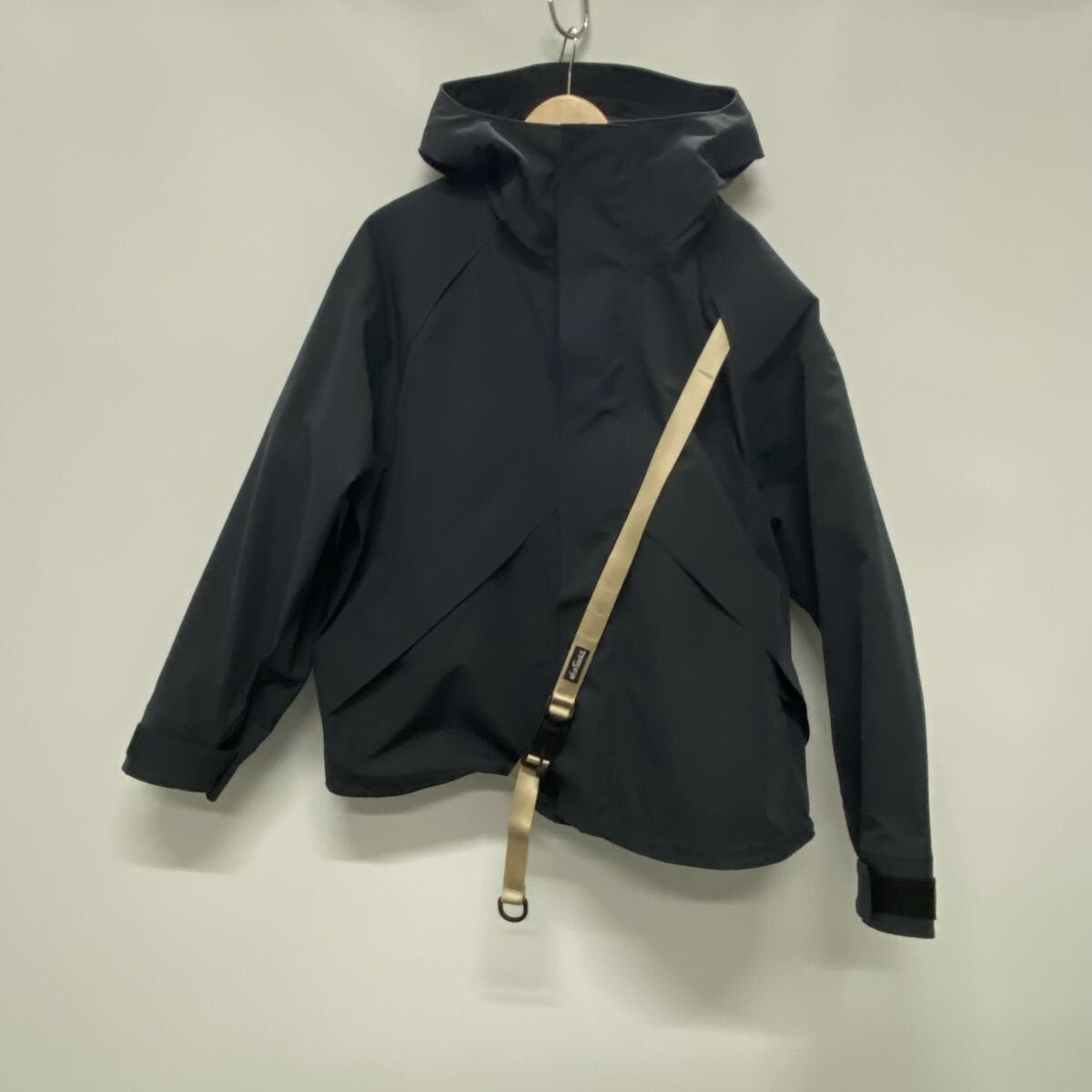 【WILDTHINGS × ADAM ET ROPE】ワイルドシングス アダムエロぺ ナイロンジャケット TOOLSTRAP DENALI JACKET 3レイヤー ブラック 33拍卖