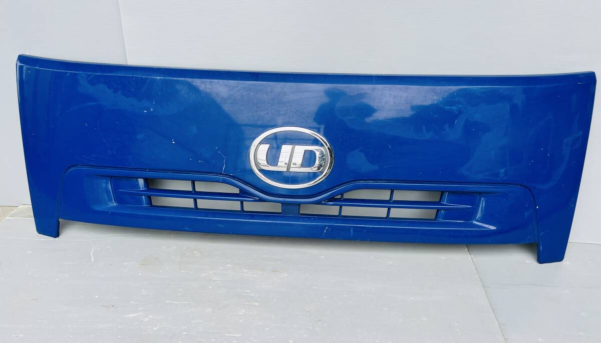 18103N 日産 UD トラックス クオン フロントパネル パネル 青色 グリル 付き拍卖