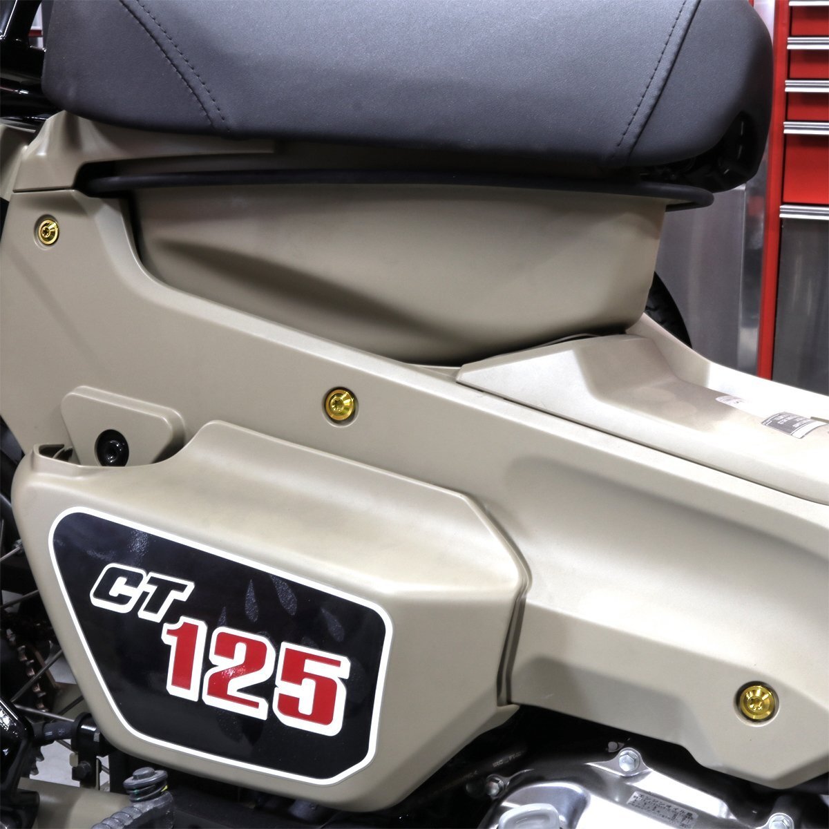 TECH-MASTER (テックマスター) CT125 ハンターカブ JA55 JA65 64チタン 外装カバー用ボルト 11本セット ゴールドカラー BS0202拍卖