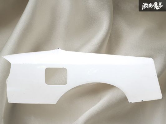 【凹み無し】社外 メーカー不明 S15 シルビア SILVIA リア リヤ フェンダー 右 右側 運転席側 カラー 白ソリッド系 即納 棚2F-H-2拍卖