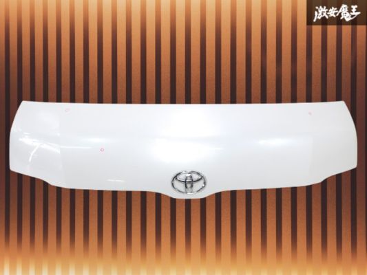 トヨタ 純正 200系 ハイエース ワイド ボディ ボンネット エンジンフード フード パネル パール白系 エンブレム付 即納 棚2F-N-2拍卖