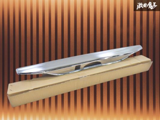 【状態良品】ホンダ純正 JF3 JF4 N-BOX Nボックス カスタム バックドアガーニッシュ パネル メッキ 74890-TTA-ZZ10-M1 即納 棚I-3拍卖