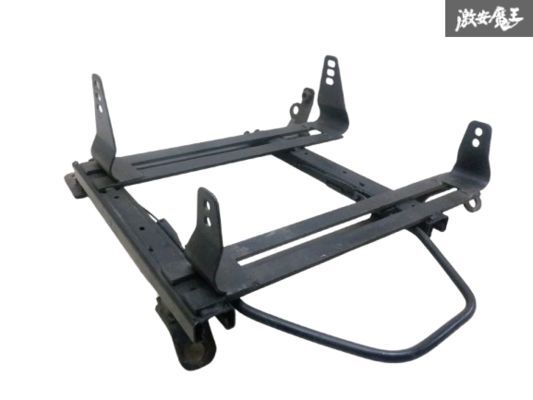 ☆スライドOK!☆ BRIDE ブリッド R33 スカイライン フルバケ用 シートレール 右 右側 運転席側 サイド止め R32 即納 棚6-3拍卖