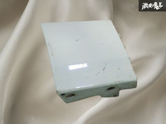 【ストア出品】 NISSAN 日産 純正 RPS13 後期 180SX 右 右側 運転席側 サイド フェンダー プロテクター パネル 白 62024-51F00 棚2-2-4-C拍卖