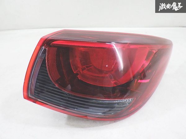 【点灯OK】 マツダ 純正 DJ5FS DJ3FS デミオ LED テールランプ テールライト 片側のみ 外側 KOITO 220-18373 即納 棚8-3拍卖