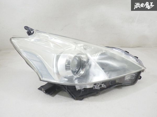 トヨタ 純正 ZVW41 プリウスa アルファ 前期 ハロゲン ヘッドライト ヘッドランプ 片側のみ KOITO 47-41 即納 棚17-2拍卖
