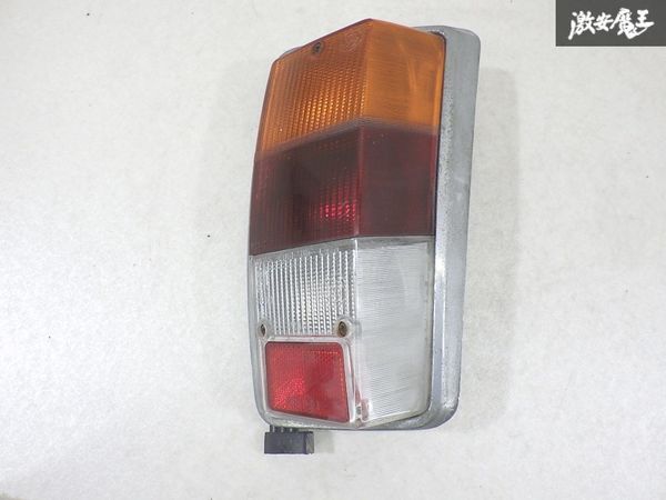 【ストア出品!】 MINI ミニ 純正 XN12A ローバーミニ テールライト テールランプ 片側のみ LUCAS ENGLAND L940 即納 棚12-1拍卖