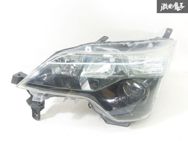 トヨタ 純正 NCP141 スペイド ハロゲン ヘッドライト ヘッドランプ 左 左側 助手席側 刻印 B5 KOITO 52-261 即納 棚18-1拍卖