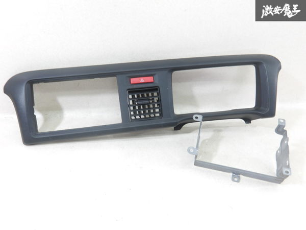 ホンダ 純正 JC2 ライフ ナビパネル オーディオパネル 内装パネル ステー付 タテ約11cm×ヨコ約19cm グレー系 77201-SZH-0130 棚2-4-5-D拍卖