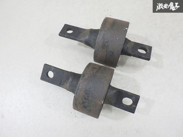 【ストア出品!】 ホンダ 純正 EK9 シビック トレーディングアームブッシュ 左右セット ブッシュのみ 径80mm 即納 棚J-4拍卖