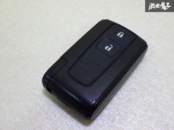 【ストア出品!】 DAIHATSU ダイハツ 純正 キーレス スマートキー リモコンキー 2ボタン 実働車外し 鍵 キー 即納 棚1-4-5-E拍卖