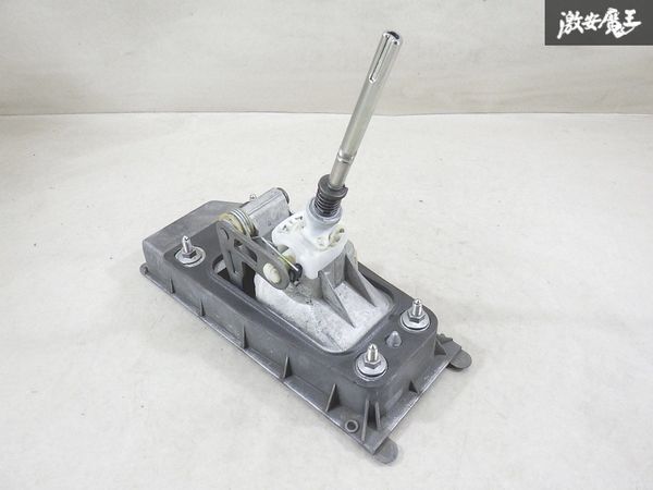 フォルクスワーゲン 純正 6R ポロ 28年3月 1.8 MT? マニュアル? シフトレバー シフト レバー 単体 6Q0 711 061 E 即納 内装 棚H-10拍卖