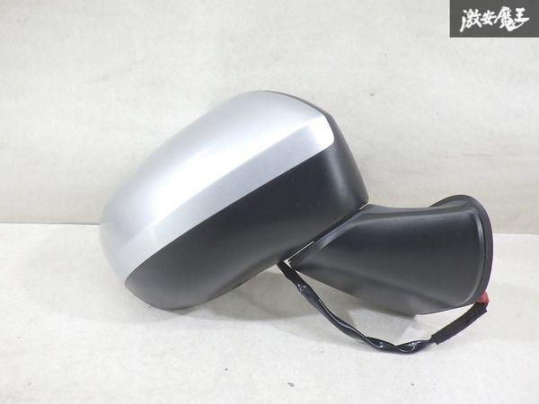 【保証付】 トヨタ 純正 M900A ルーミー ドアミラー サイドミラー 片側のみ 7ピン 電動格納 即納 シルバー系 Murakami J104 棚13-2拍卖