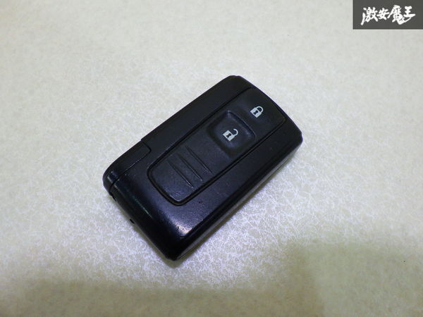 【保証付!!】 ダイハツ 純正 キーレス リモコンキー スマートキー 2ボタン 実働車外し 在庫有 カギ 鍵 キー 即納 棚9-3-J拍卖