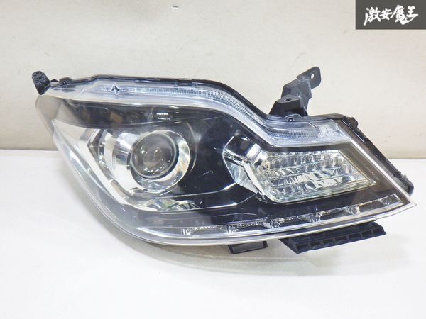 【ストア出品】スズキ 純正 MA15S ソリオ バンディット HID ヘッドライト ヘッドランプ 片側のみ KOITO 100-59273 即納 棚J-11拍卖