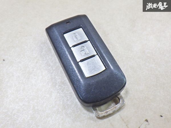 【保証付!!】 日産純正 キーレス リモコンキー 2ボタン GHR-M003 実働車外し 在庫有 カギ 鍵 キー 即納 棚1-4-5-G拍卖