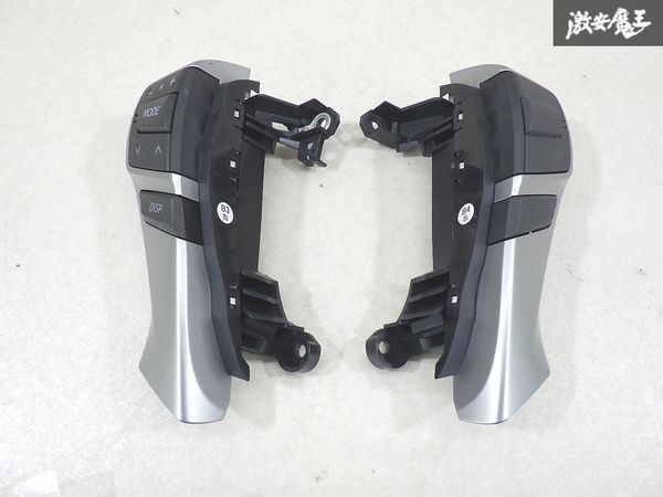【ストア出品】 トヨタ 純正 GR130 マークX ステアリングスイッチ 左右セット 片側スイッチ無し 即納 黒×シルバー系 即納 内装 棚2-2-4-D拍卖