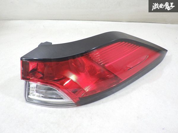 トヨタ 純正 ZSG10 ZVG11 ZVG15 カローラクロス LED テールライト テールランプ ユニット 片側のみ HASCO 16-178 打刻E 即納 棚P-2拍卖
