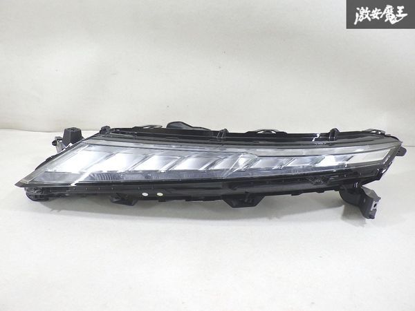 【LED点灯OK】 三菱 純正 GK1W エクリプスクロス 後期 LED クリアランスランプ ターンランプ 片側のみ EDM 922-05010 棚I-9拍卖