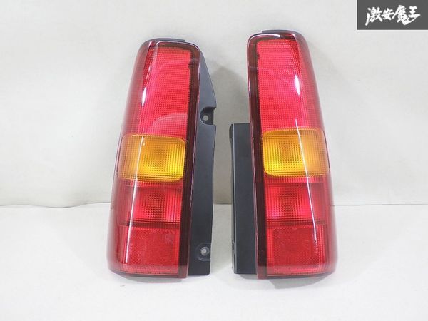 【レンズ傷少なめ 破損無し!】スズキ純正 JB23W ジムニー テール テールランプ テールライト 左右セット KOITO 220-32081 棚I-1拍卖