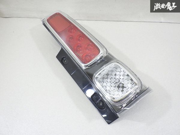 【LED点灯OK】 スズキ 純正 MK53S スペーシア LED テールライト テールランプ 片側のみ KOITO 220-5938 即納 棚8-3拍卖