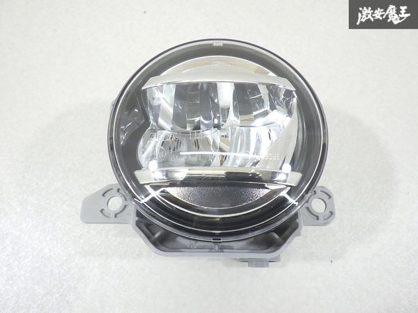 【LED点灯OK】 ダイハツ 純正 LA600S タント LED フォグライト フォグランプ フォグ 片側のみ 即納 KOITO 114-11092 棚13-4-D拍卖