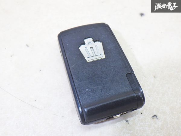 【保証付!!】トヨタ クラウン 純正 キーレス リモコンキー 3ボタン 実働車外し 在庫有 カギ 鍵 キー 即納★ 棚1-4-5-A拍卖