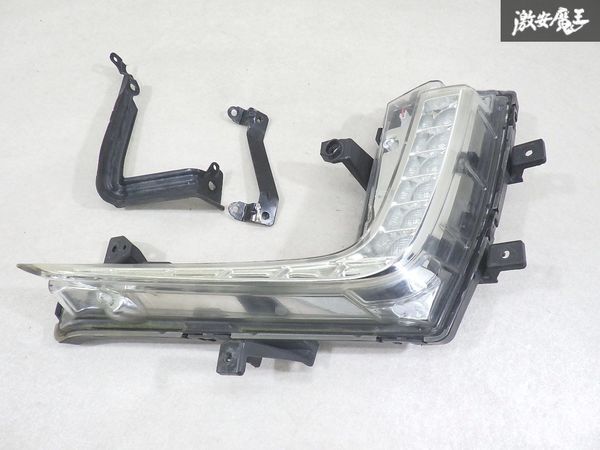 【LED点灯OK ストア出品】 スズキ 純正 ZC72S スイフト デイライト 片側のみ STANLEY W1377 即納 棚I-2拍卖