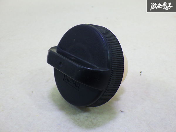 NISSAN 日産 純正 部品 フューエル リッド キャップ 1個 サイズは画像にて 即納 在庫有 棚拍卖