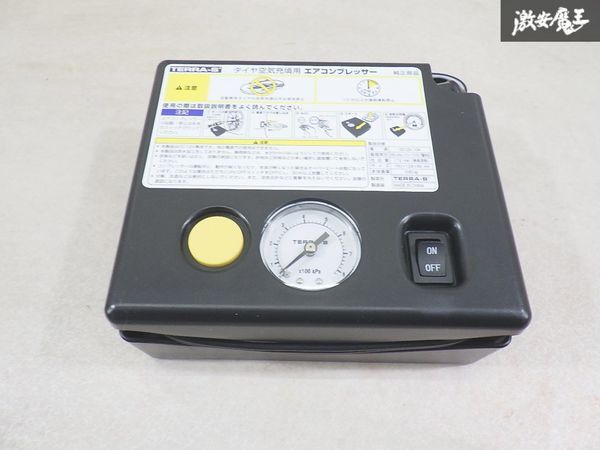 【未使用】 タイヤ空気圧充填用エアコンプレッサー 空気入れ タイヤ空気充填 車載機 車載工具 エアコンプレッサー パンク修理 即納 棚30-2拍卖