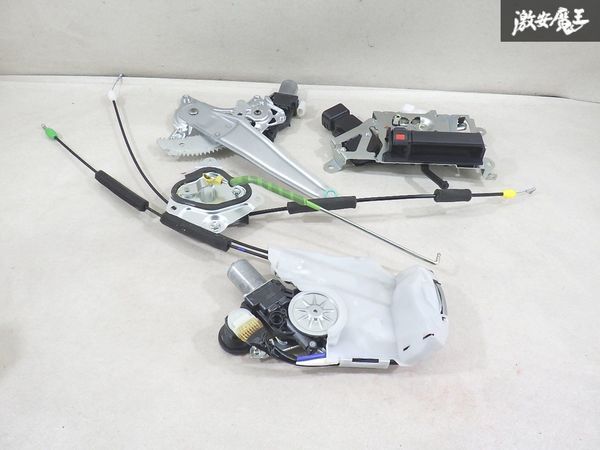 ダイハツ 純正 LA660S タント スライドドア レギュレーター インナーハンドル 片側のみ など 85710-B2160 412320-10260 即納 棚I-2拍卖